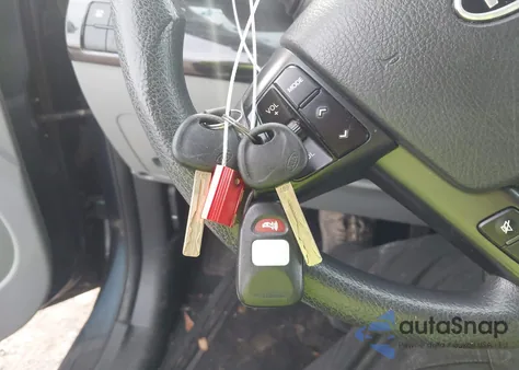 2011 Kia Sorento Lx from USA, damaged, VIN 5XYKT4A18BG049362